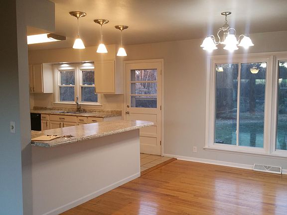 Kitchen nook