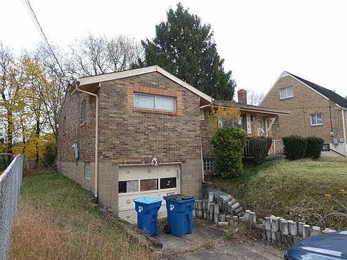 3rd image of 557 Guylyn Dr