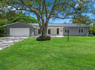 17721 SW 84th Ct, Palmetto Bay, FL 33157