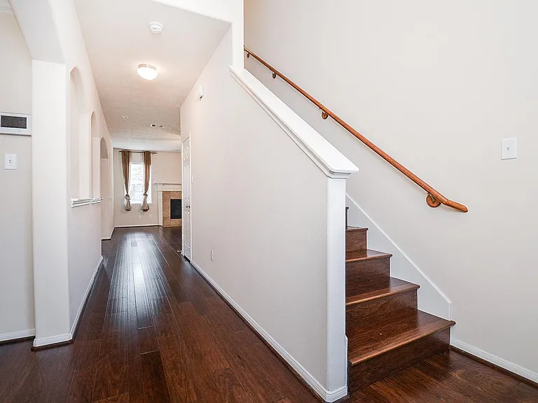 26715 Mandrake Falls Ct — Photo 6