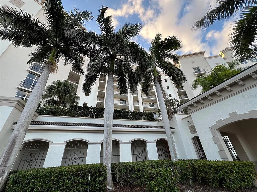 3321 Sunset Key Cir — Photo 3