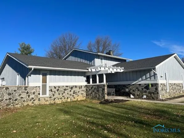 314 Cherry Blossom Ln, Carey, OH 43316