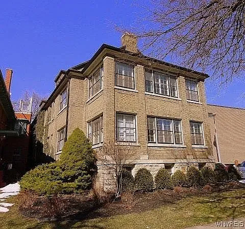 116 Linwood Ave #3