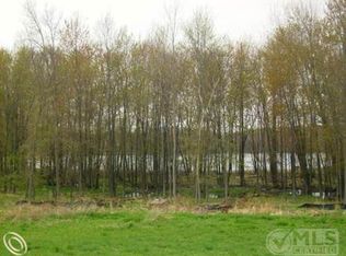 1689 Horton Lake Rd, Lapeer, MI 48446