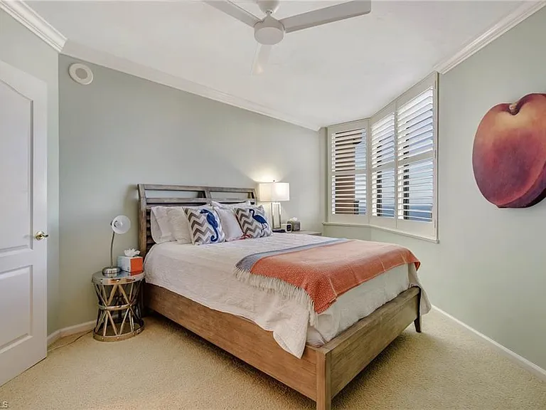 4041 Gulf Shore Blvd N #7 — Photo 22