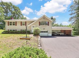 640 Lydall St, Manchester, CT 06042