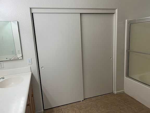 2nd image of 13190 Cameron St