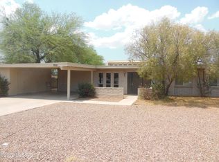 7601 E Seneca St, Tucson, AZ 85715