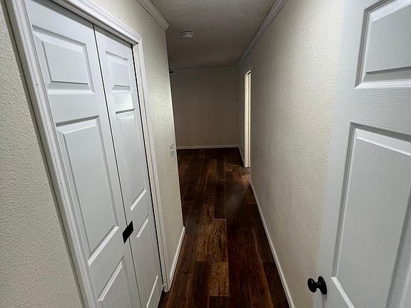 5th image of 170 Crooked Oak Dr