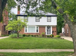 2582 Edgerton Rd, University Heights, OH 44118