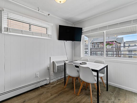3rd image of 44 E Grand Ave #465