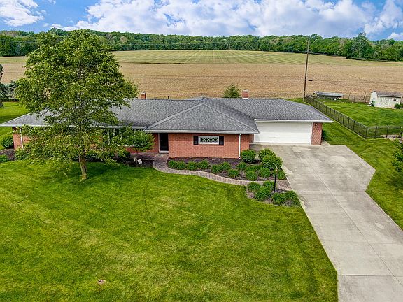 2nd image of 1460 Riverview Dr