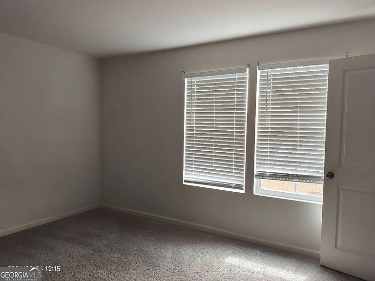 522 Pemberton St — Photo 11