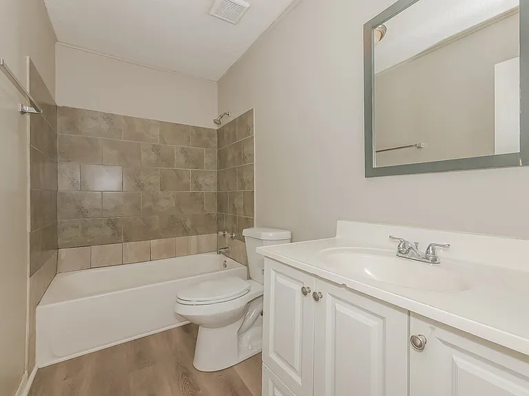4522 Doral Dr SW — Photo 16