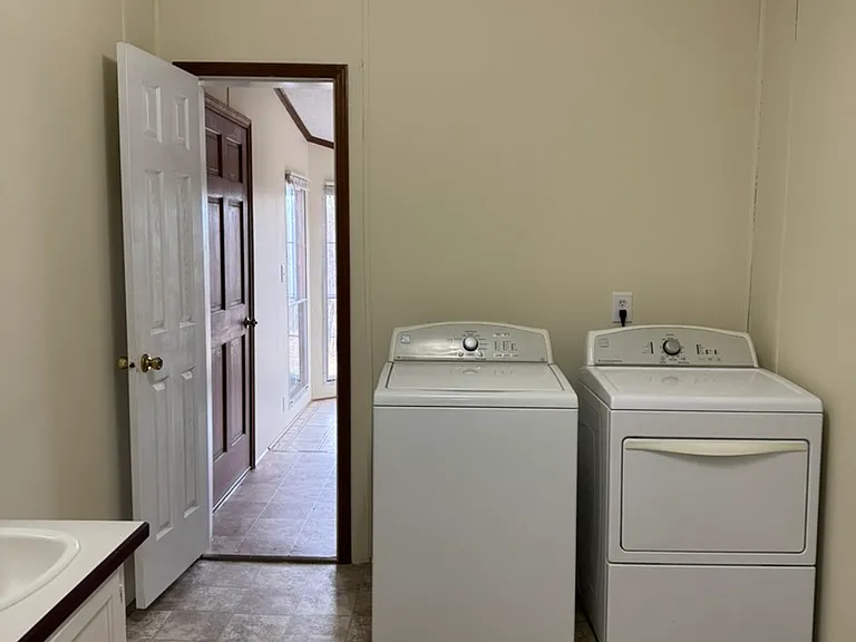 Washer dryer