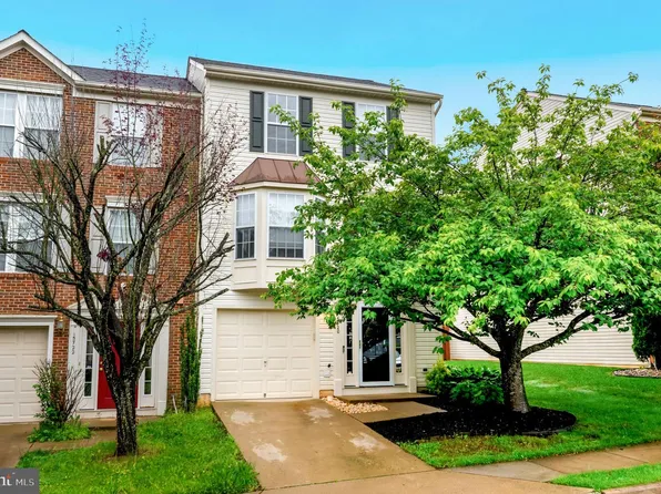 15720 Viewpoint Cir, Dumfries, VA 22025