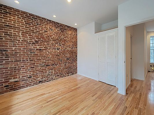 5th image of 320 E 91st St APT 4FE