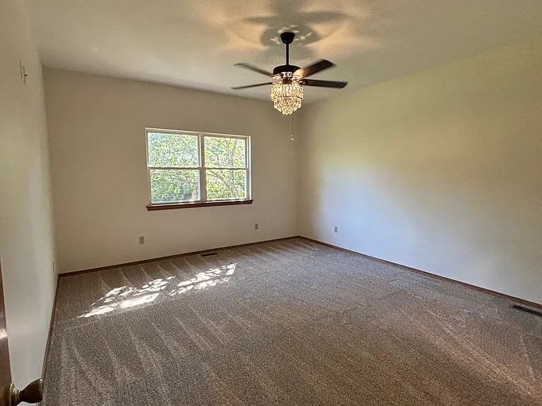 4172 N Oliver St — Photo 20