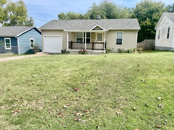 504 S 10th Ave, Ozark, MO 65721