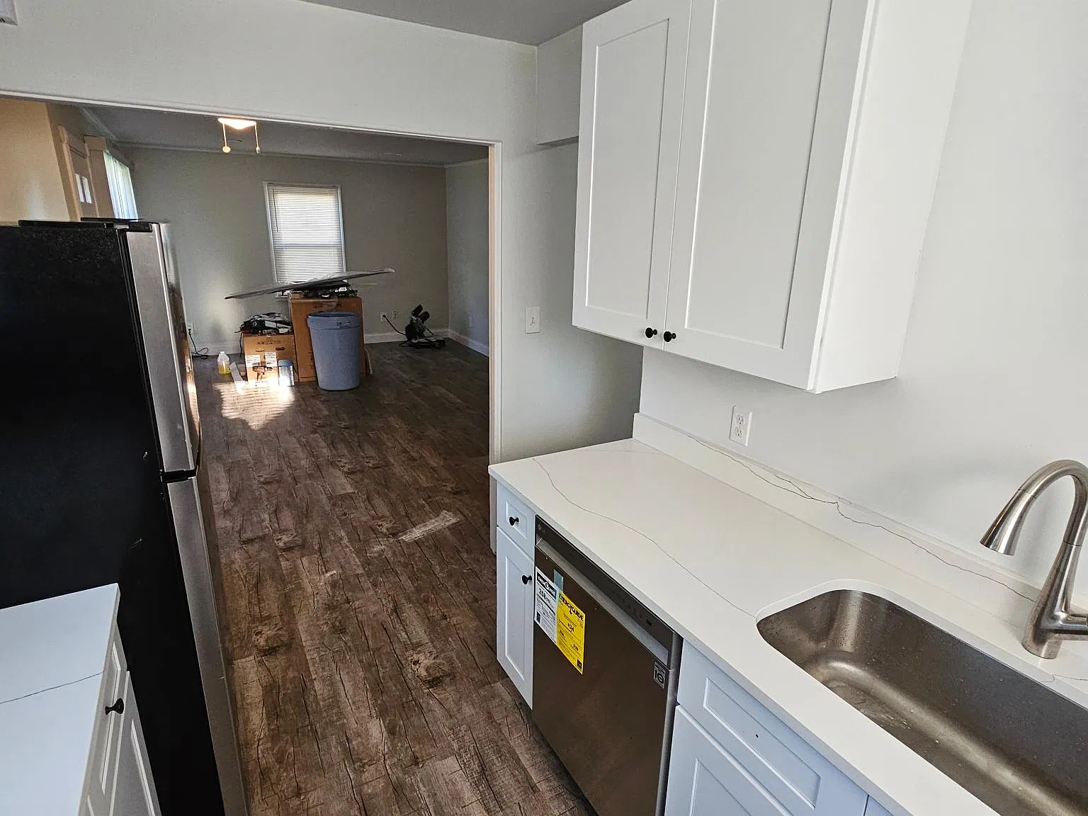 2 bed, 836 sqft, $1,500 — Photo 4