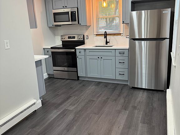 4th image of 107 Dayton Ave