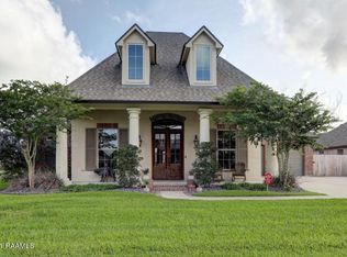 117 Snapping Ln, Broussard, LA 70518