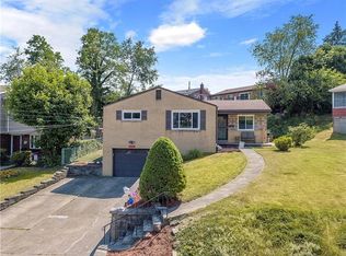 676 Doris Dr, Pittsburgh, PA 15243