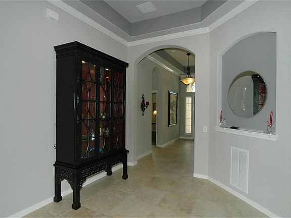 5th image of 2402 W Tuschman