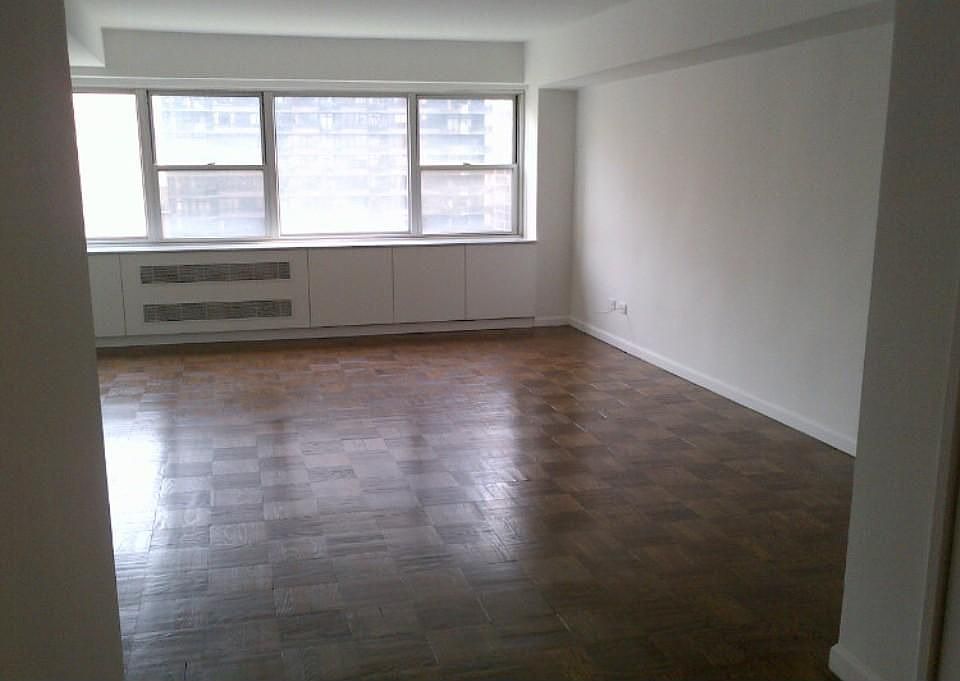 1st image of 333 E 46th St APT 15E