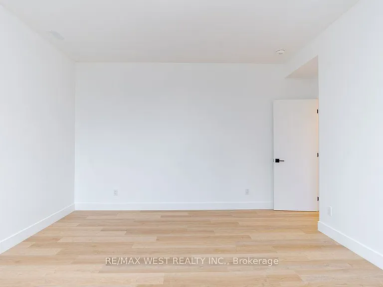 63 Lonborough Ave — Photo 5