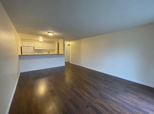 31003 14th Ave S APT E17, Federal Way, WA 98003