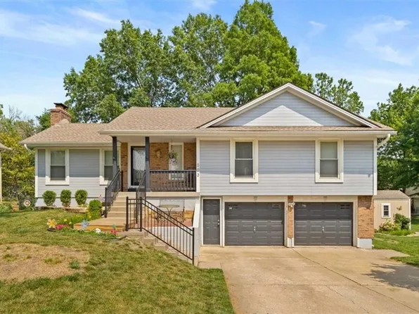 503 SE Brentwood Dr, Lees Summit, MO 64063