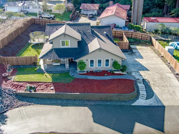 100 Osprey Ln, Eureka, CA 95503