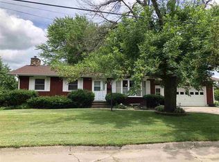 1412 N 6th Ave, Washington, IA 52353