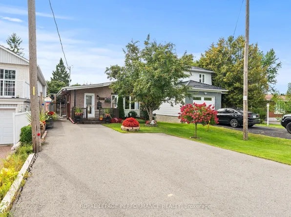 1988 Boyer Rd, Ottawa, ON K1C 1R4