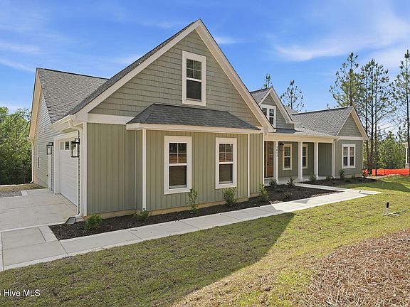 3rd image of 5012 Arcadia Way