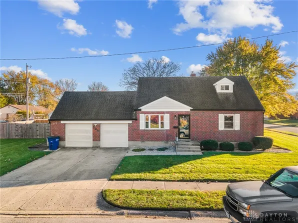 100 Madrid Ave, Brookville, OH 45309