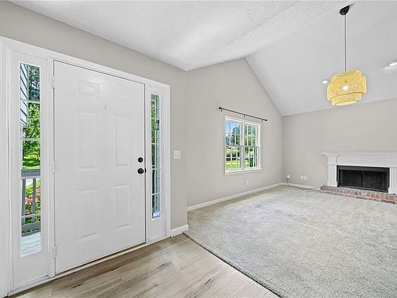 5th image of 5590 Princeton Oaks Dr