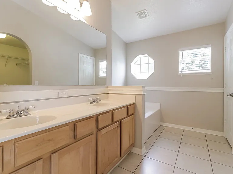 2959 Elbib Dr — Photo 11