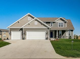5217 Wild Meadow Dr, Sheboygan, WI 53083