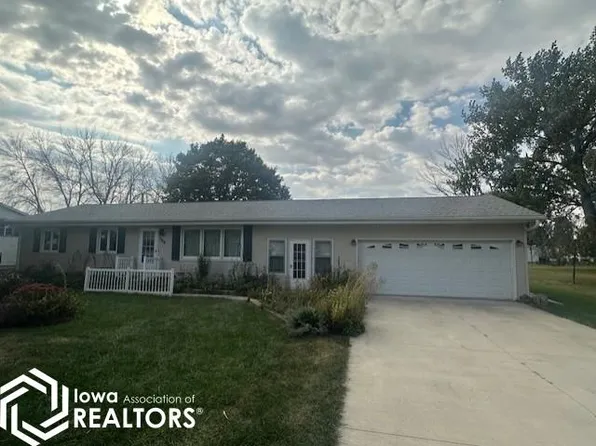 308 4th St S, Dakota City, IA 50529