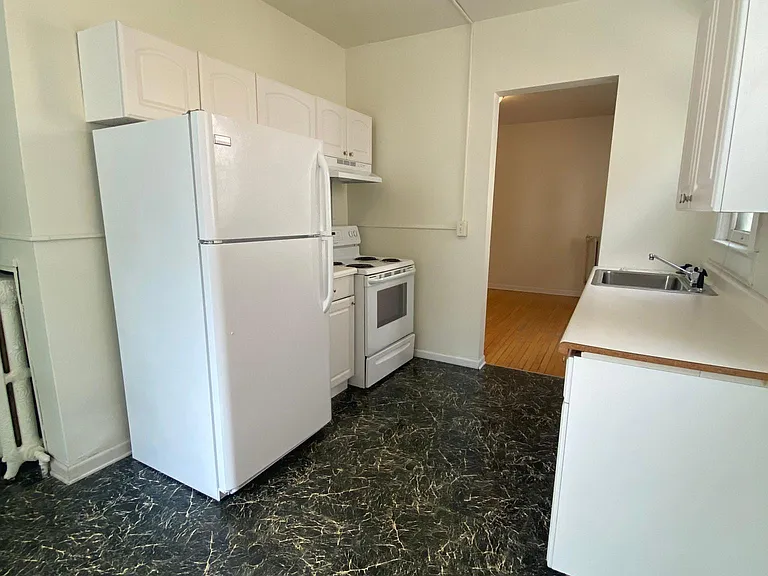 24 N Butler St #2 — Photo 2