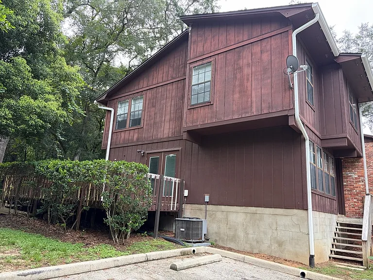 807 Timbers Ct #1 — Photo 11