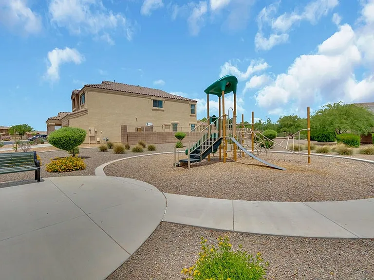 17186 W Lisbon Ln — Photo 43
