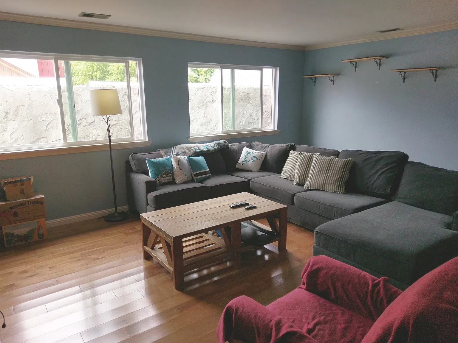 1020 Spencer Ave — Photo 4