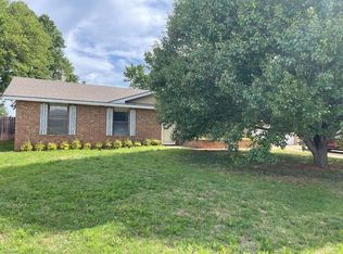 105 E Bonita Dr, Elk City, OK 73644