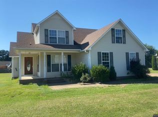 142 Lilly Pond Ln, Martin, TN 38237