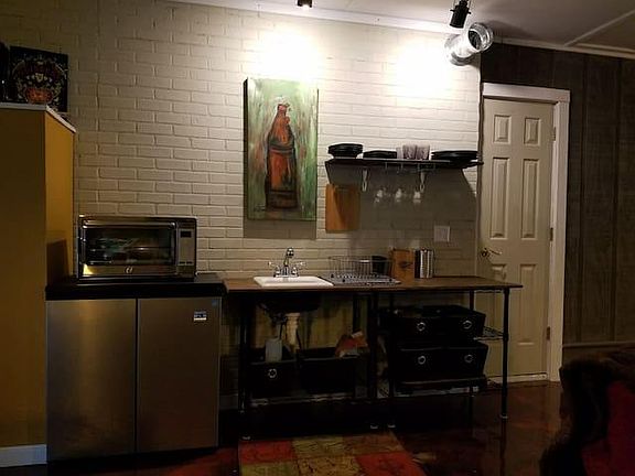 5th image of 3 Thornwood Ln