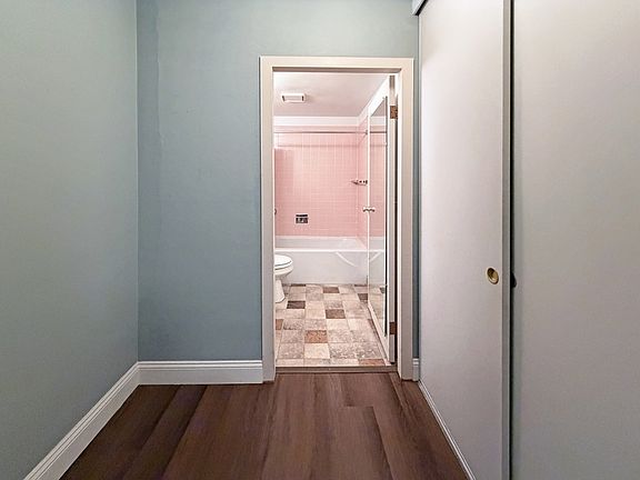 5th image of 1313 Lincoln St #503-1