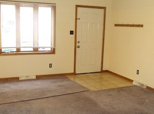 123 Independence Ave, Joliet, IL 60433